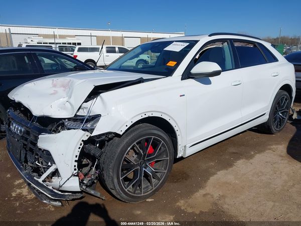 2023 AUDI Q8