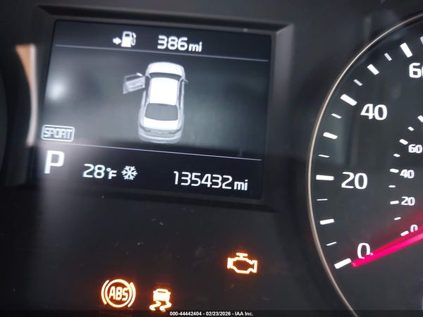 2017 KIA CADENZA PREMIUM