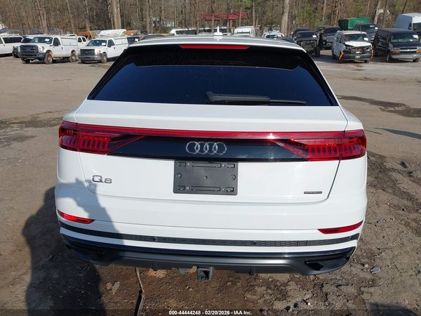 2020 AUDI Q8