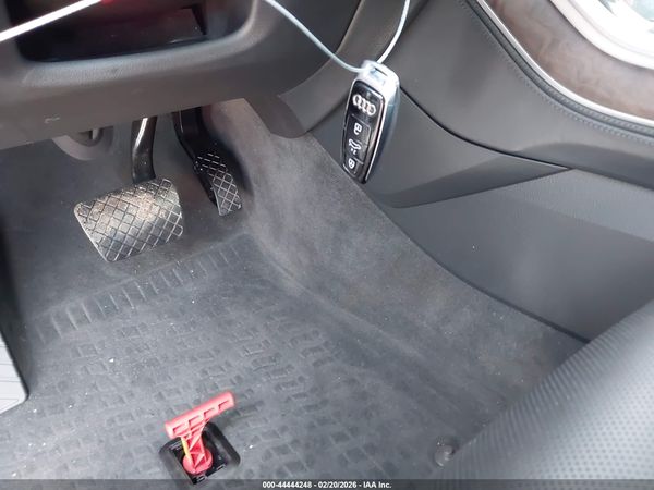 2020 AUDI Q8