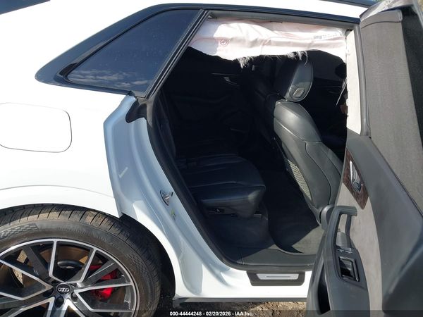 2020 AUDI Q8