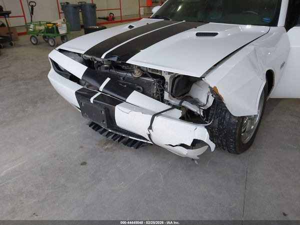 2014 DODGE CHALLENGER SRT8