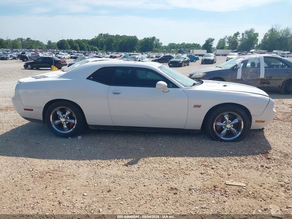2014 DODGE CHALLENGER SRT8