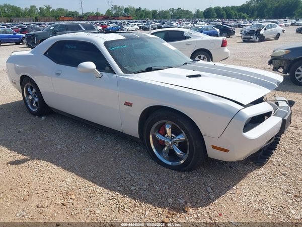 2014 DODGE CHALLENGER SRT8