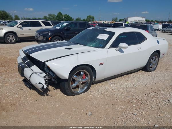 2014 DODGE CHALLENGER SRT8