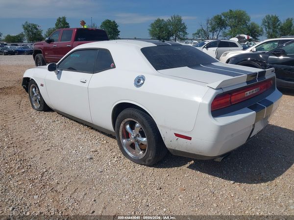 2014 DODGE CHALLENGER SRT8