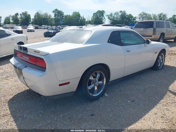 2014 DODGE CHALLENGER SRT8