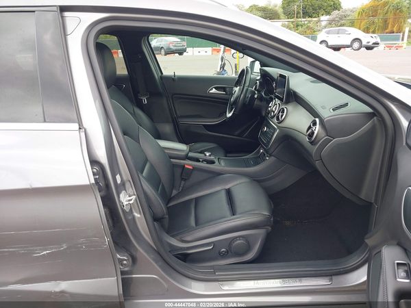2016 MERCEDES-BENZ GLA 250 GLA250
