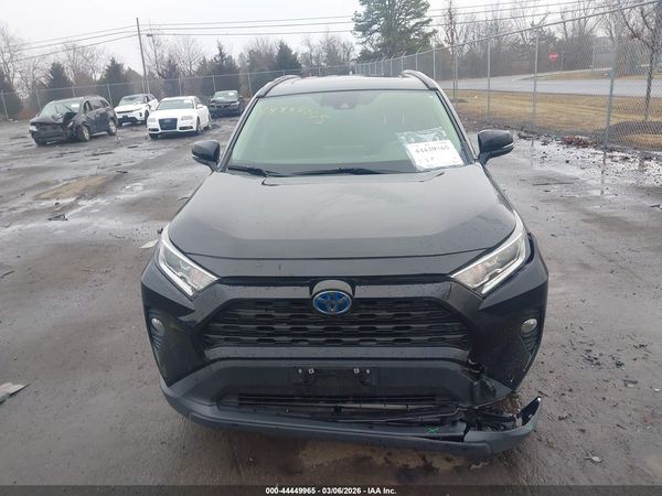 2020 TOYOTA RAV4 HYBRID XLE