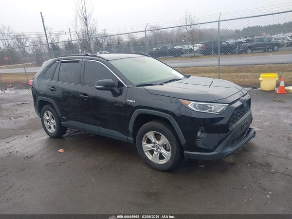 2020 TOYOTA RAV4 HYBRID XLE