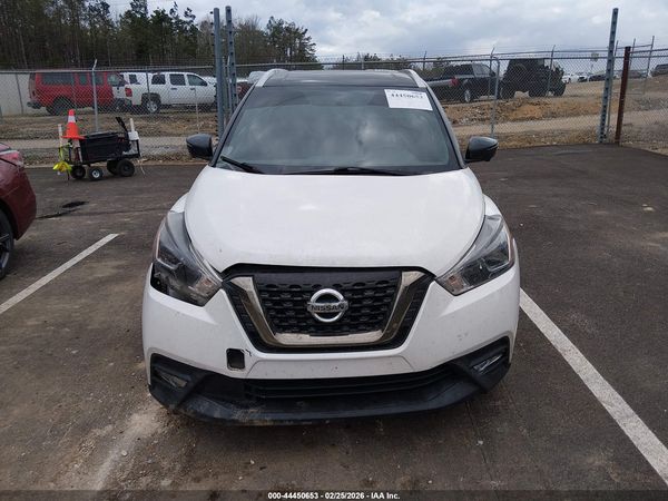 2019 NISSAN KICKS SR