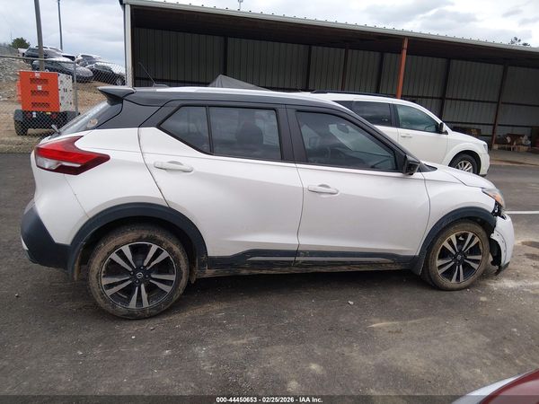 2019 NISSAN KICKS SR