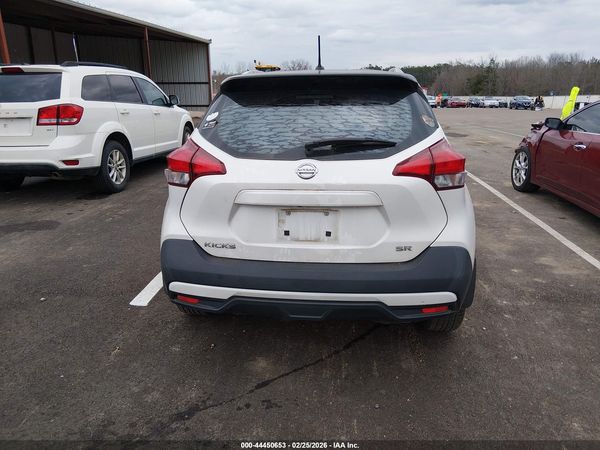 2019 NISSAN KICKS SR