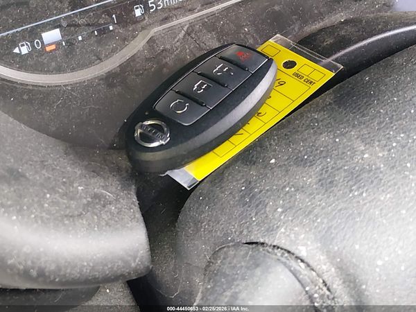 2019 NISSAN KICKS SR