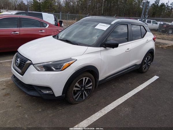 2019 NISSAN KICKS SR