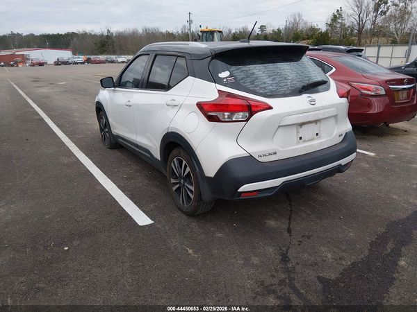 2019 NISSAN KICKS SR