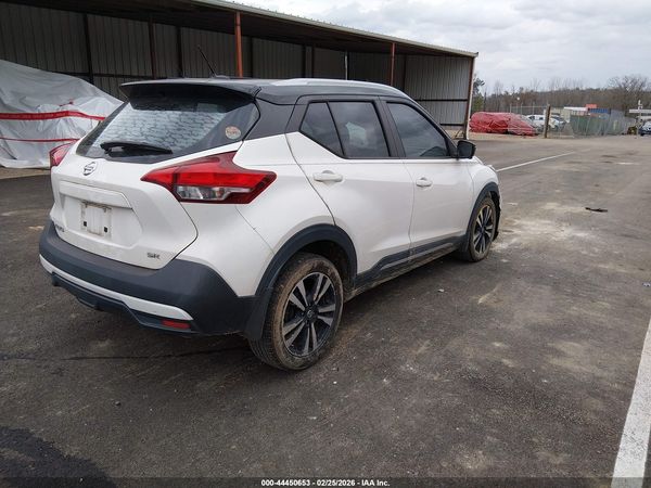 2019 NISSAN KICKS SR