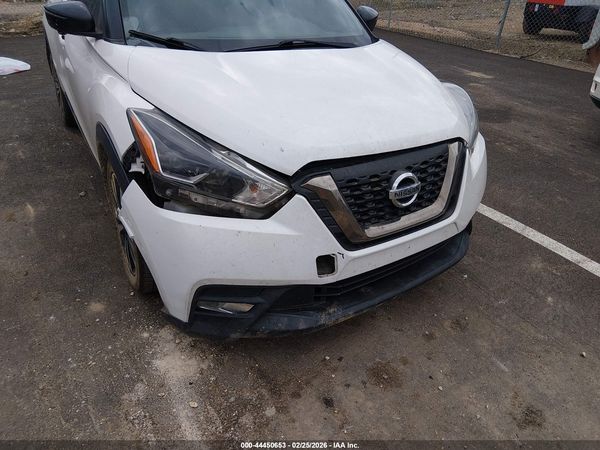 2019 NISSAN KICKS SR