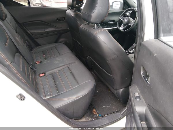 2019 NISSAN KICKS SR