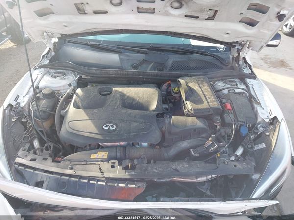 2017 INFINITI QX30 PREMIUM