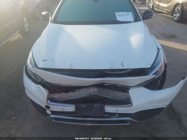 2017 INFINITI QX30 PREMIUM