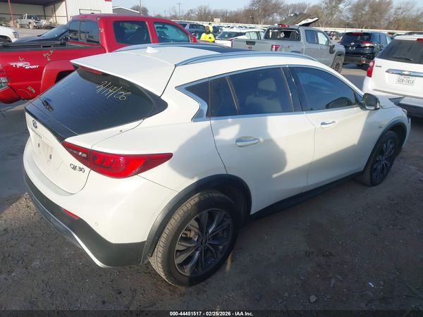 2017 INFINITI QX30 PREMIUM