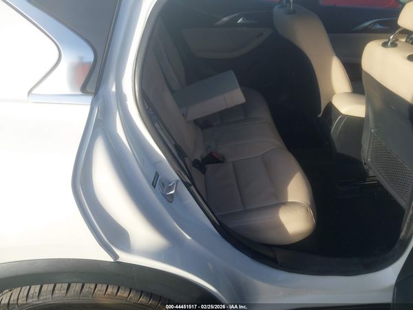 2017 INFINITI QX30 PREMIUM