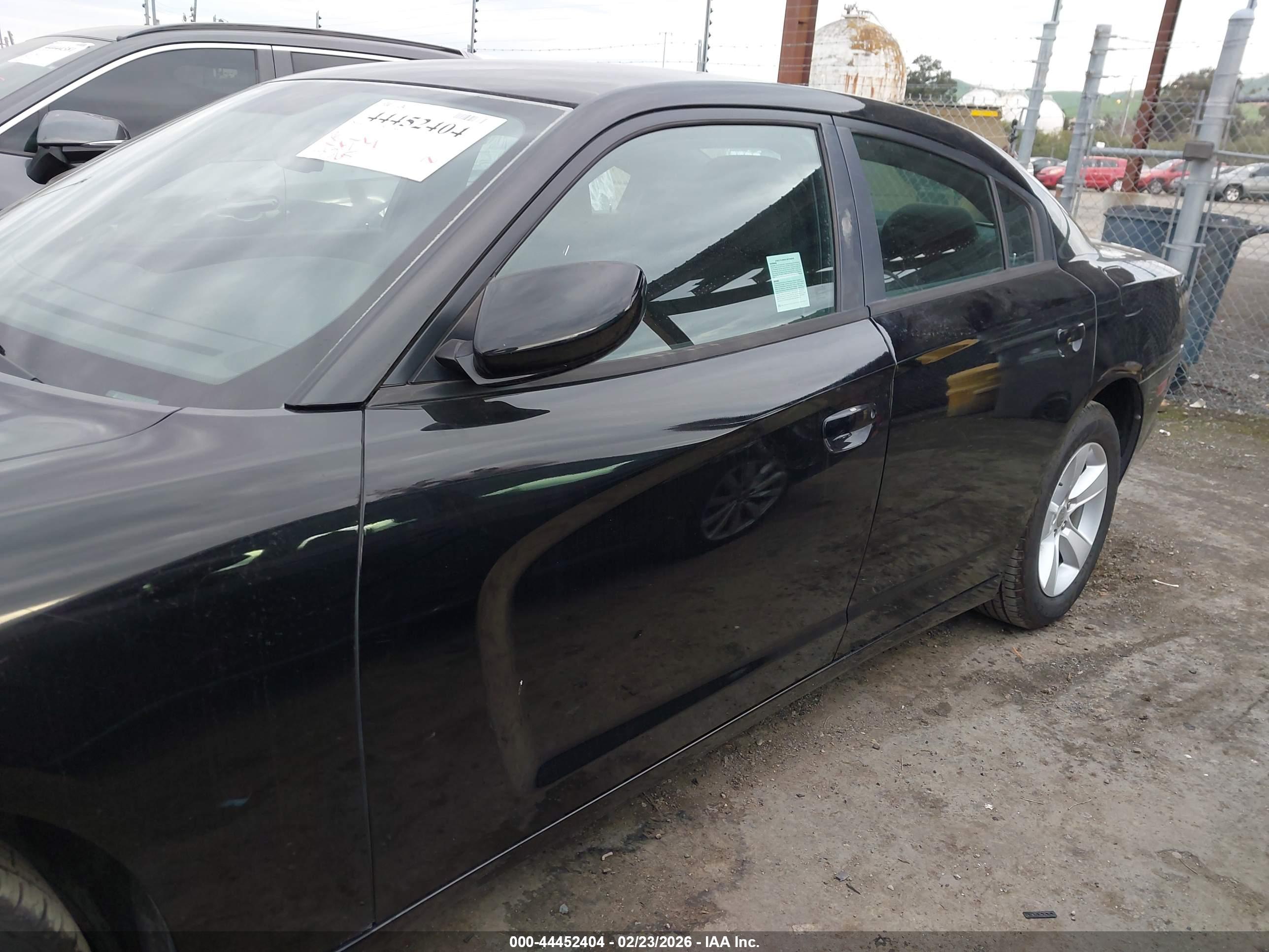 2012 DODGE CHARGER SXT