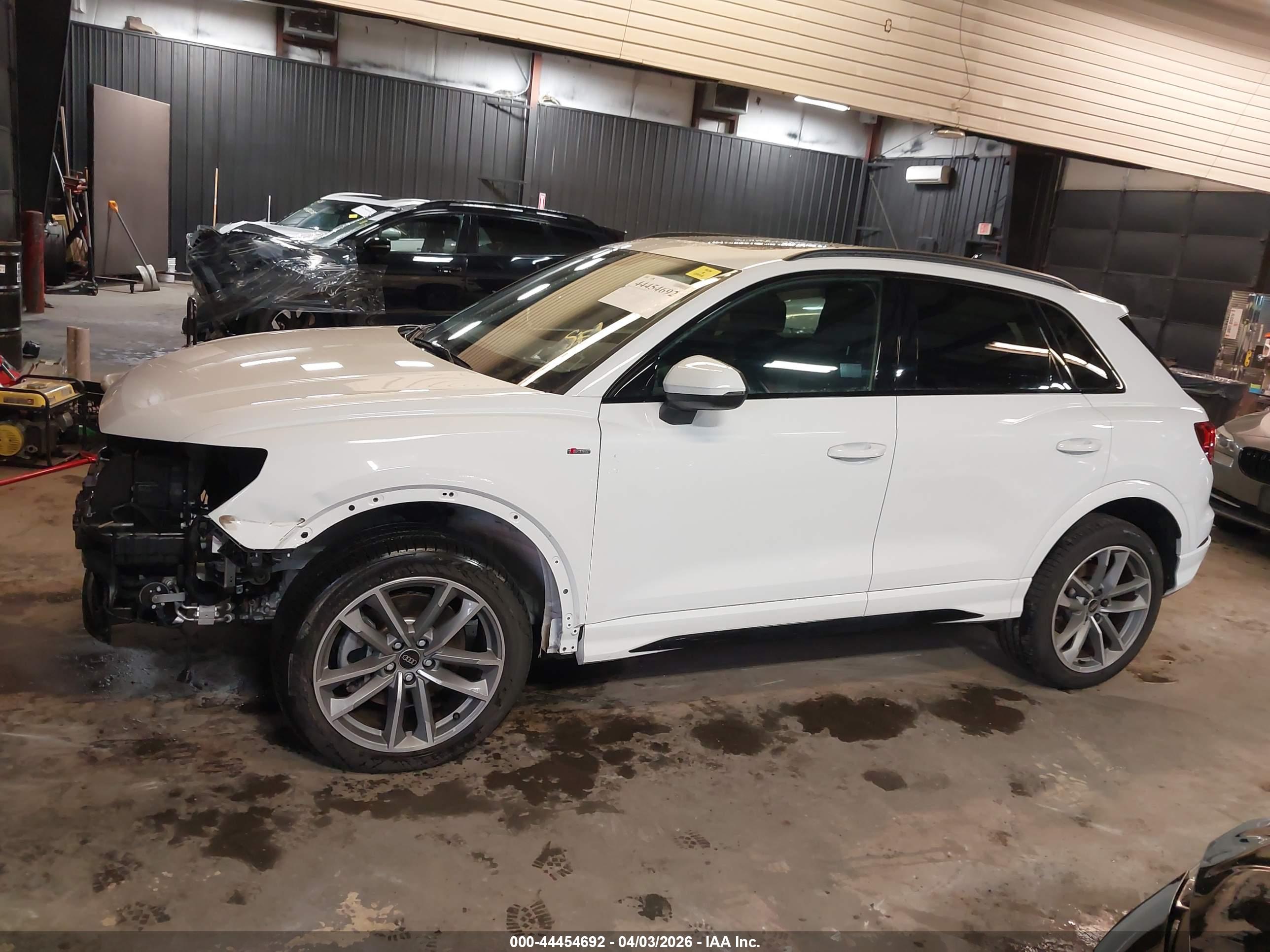 2025 AUDI Q3