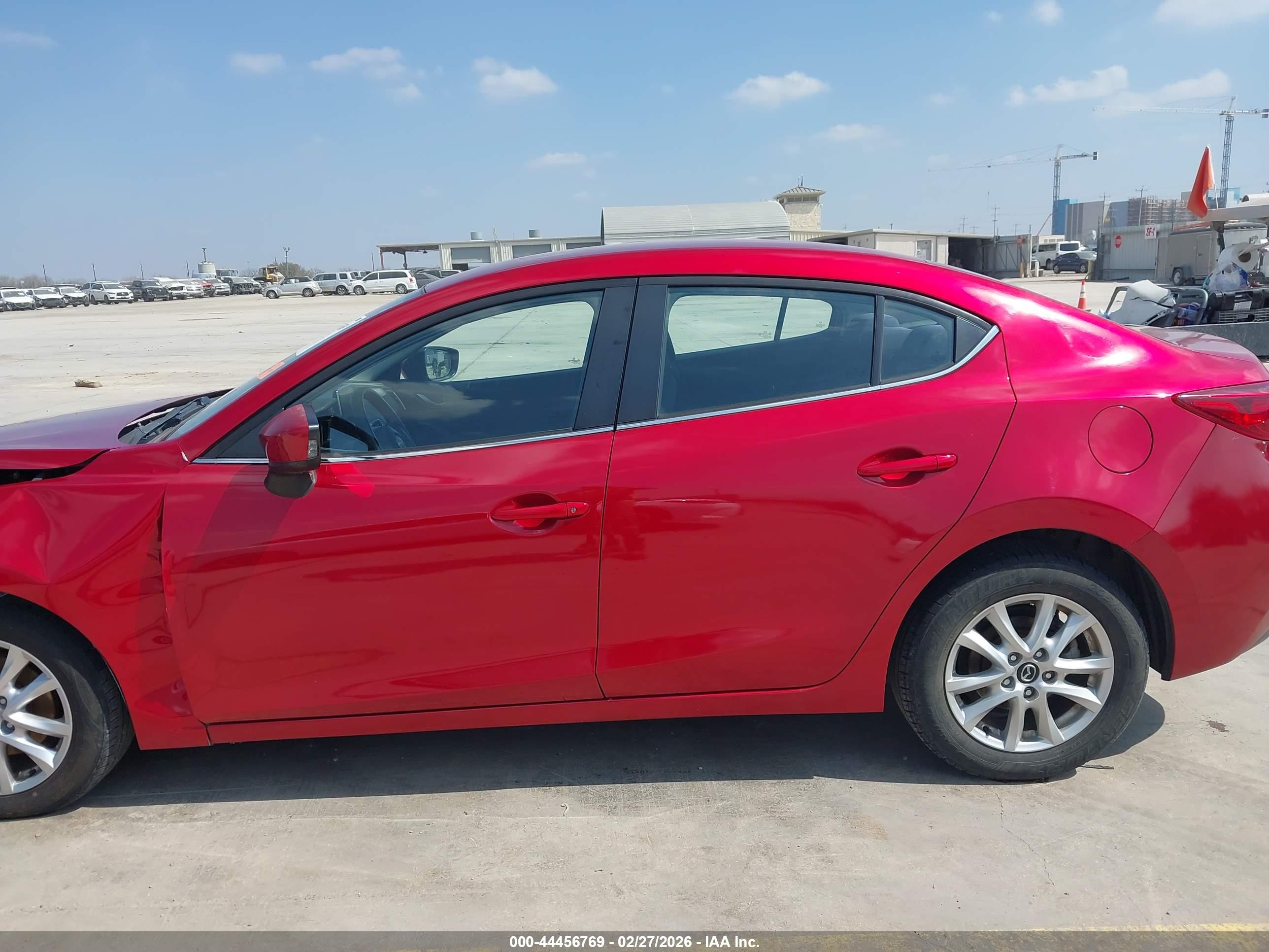 2016 MAZDA MAZDA3 I SPORT