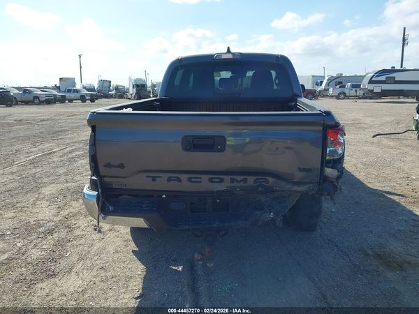 2022 TOYOTA TACOMA SR5 V6