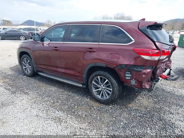 2018 TOYOTA HIGHLANDER XLE