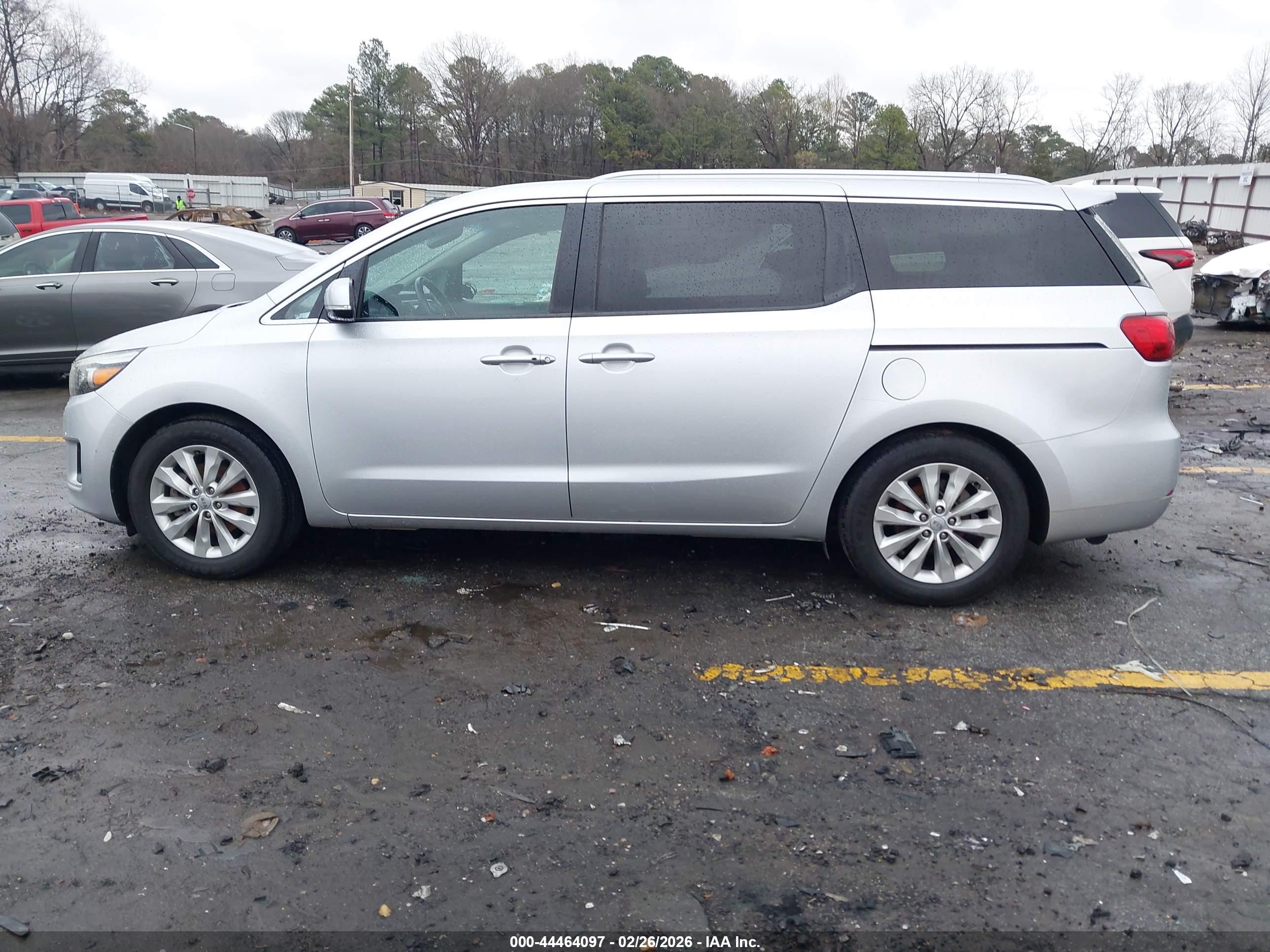 2017 KIA SEDONA EX