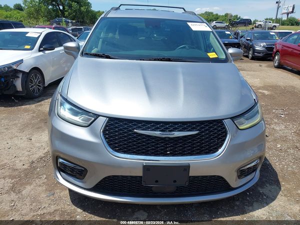 2021 CHRYSLER PACIFICA TOURING