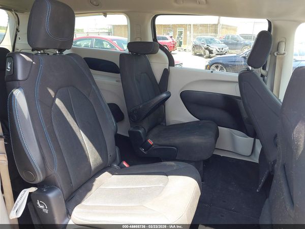 2021 CHRYSLER PACIFICA TOURING