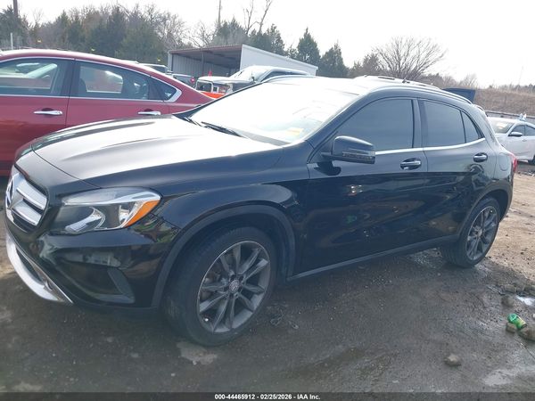 2017 MERCEDES-BENZ GLA 250 GLA250