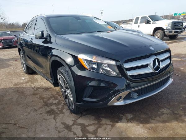 2017 MERCEDES-BENZ GLA 250 GLA250