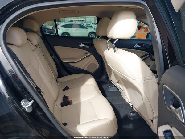 2017 MERCEDES-BENZ GLA 250 GLA250