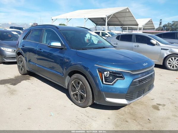 2024 KIA NIRO EX