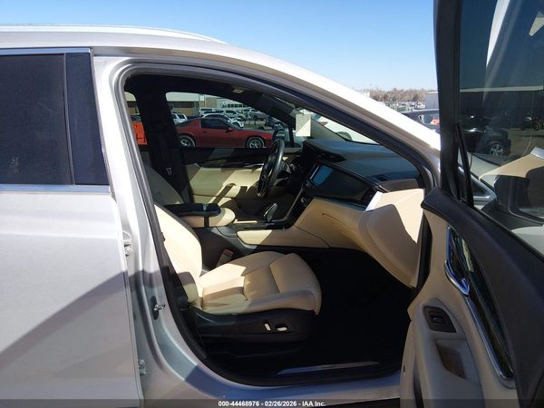 2017 CADILLAC XT5 STANDARD