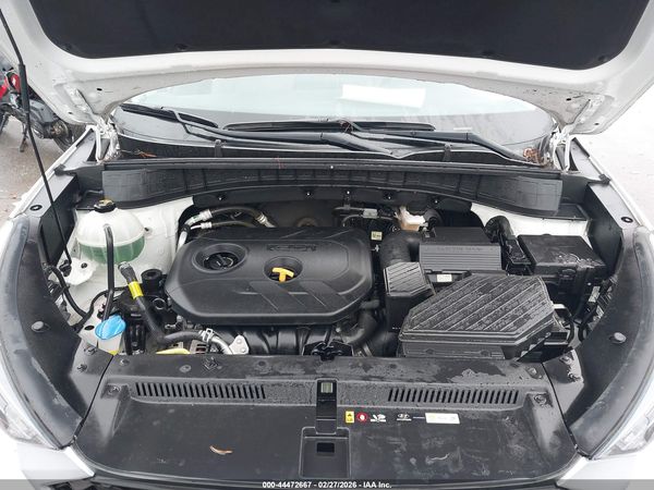 2021 HYUNDAI TUCSON SE