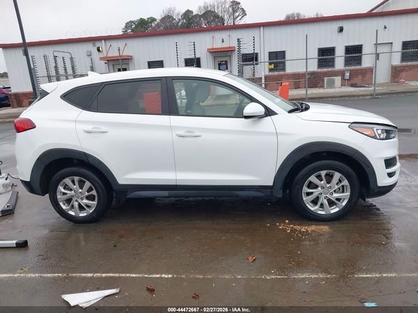 2021 HYUNDAI TUCSON SE