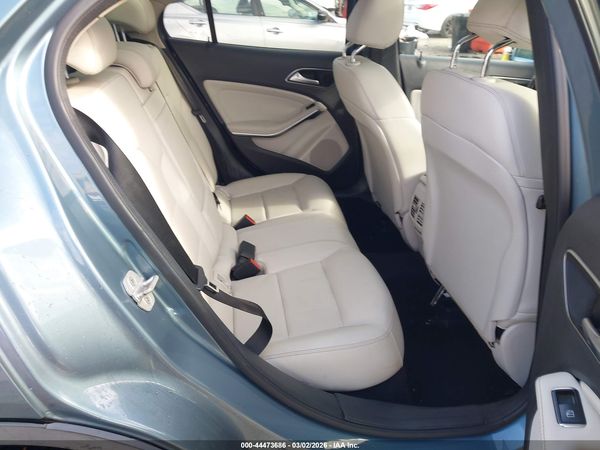 2015 MERCEDES-BENZ GLA 250 4MATIC