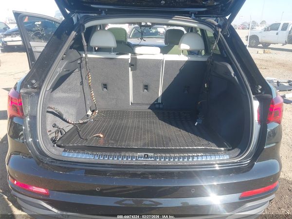 2024 AUDI Q3