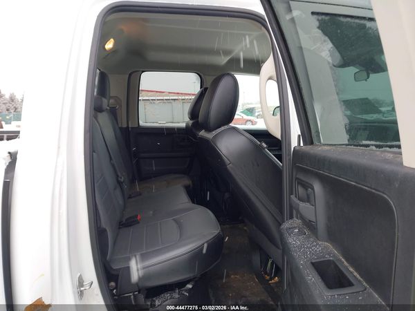 2022 RAM 1500 CLASSIC TRADESMAN  4X4 6'4 BOX