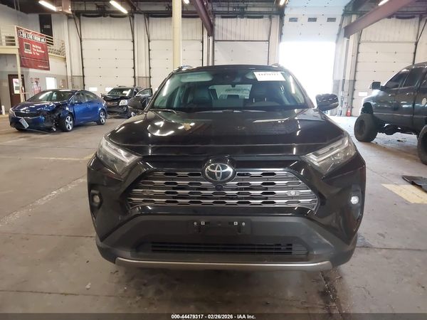 2025 TOYOTA RAV4 LIMITED