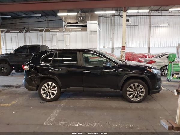 2025 TOYOTA RAV4 LIMITED