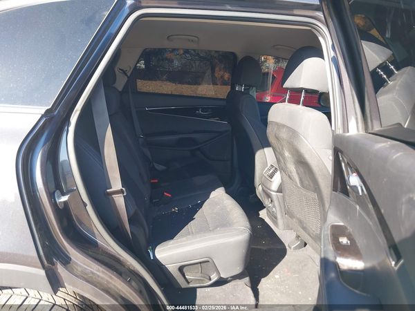 2018 KIA SORENTO 2.4L LX