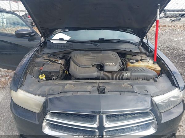 2013 DODGE CHARGER SE