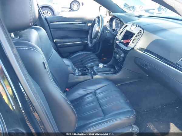 2017 CHRYSLER 300 300S AWD — I5